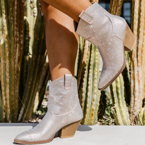 New Rhinestone Pointed Toe Cowgirl/Cowboy Western Ankle Boots Booties Block Heel - Picture 3 of 6